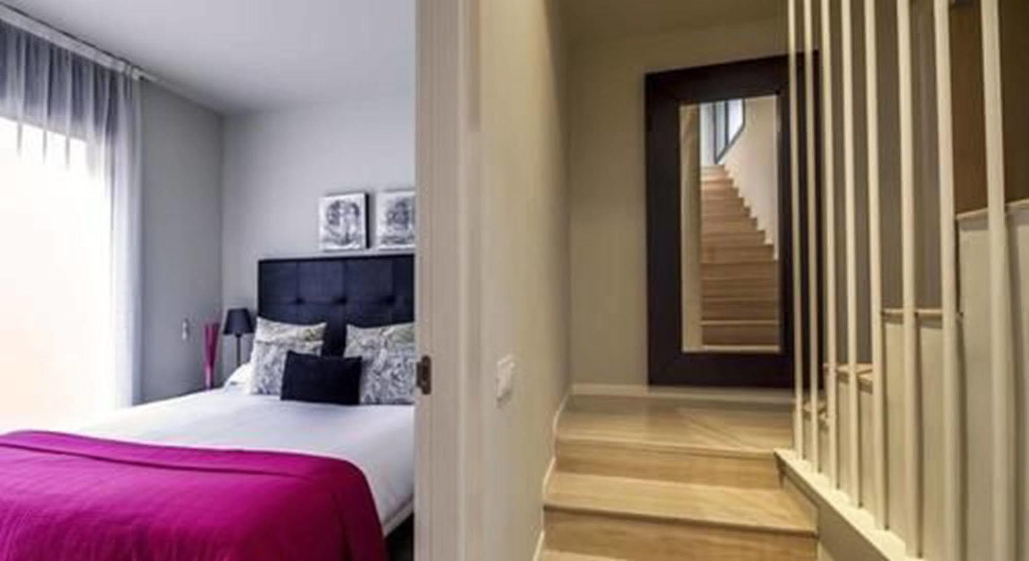 Mh Apartments Sant Pau Barcelona Eksteriør billede
